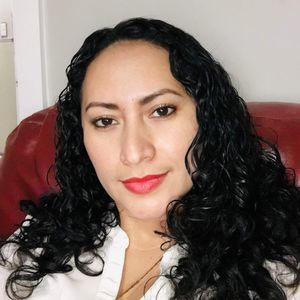 Meet your Posher, Veronica